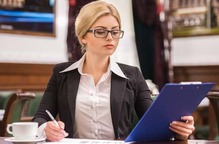 爱较劲的人应该怎么办？