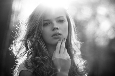 命理知识：命硬的女命八字特征？